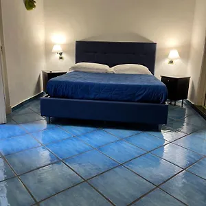 Riviera Naples