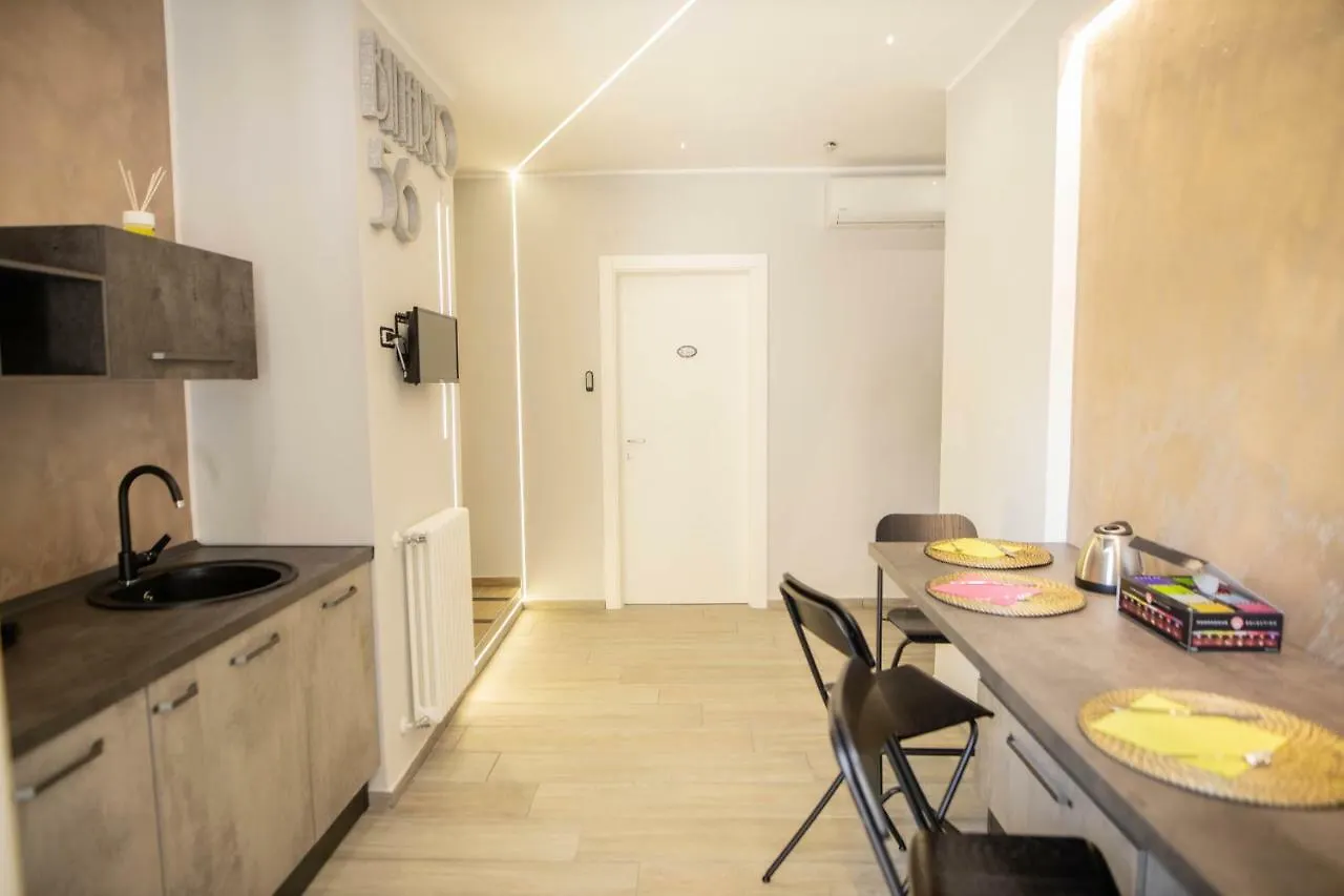 Bed and Breakfast Binario 56 à Naples 0*,