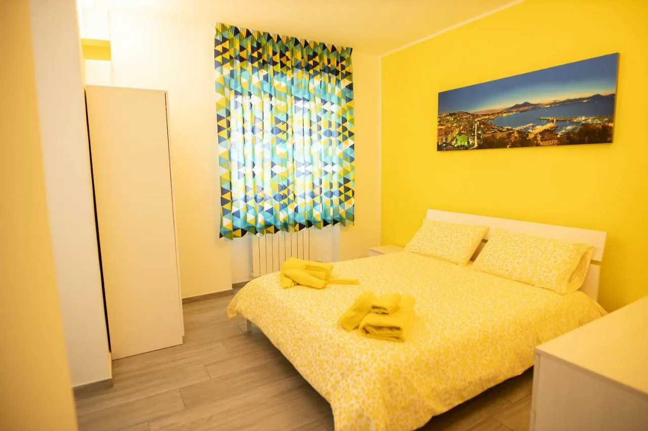 Bed and Breakfast Binario 56 à Naples Italie