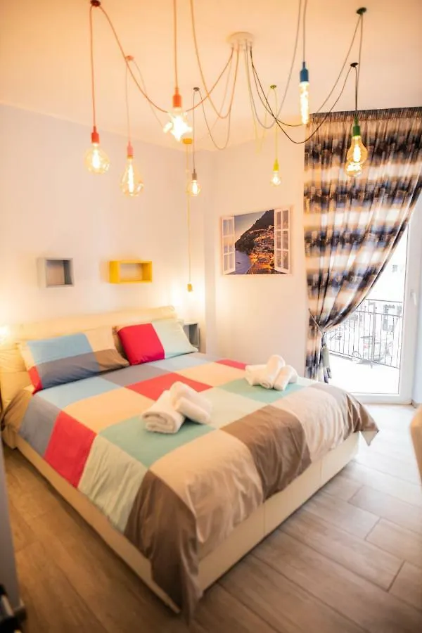 Bed and Breakfast Binario 56 à Naples Couette-café